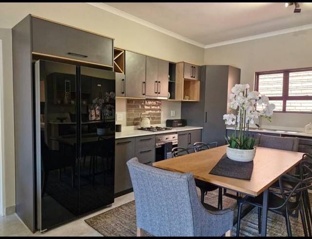 3 BEDROOM HOUSE FOR SALE IN OLYMPUS AH